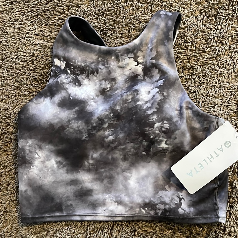 Athleta conscious crop